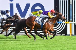 MISS ARIA PRODUCES POWERFUL FINISH